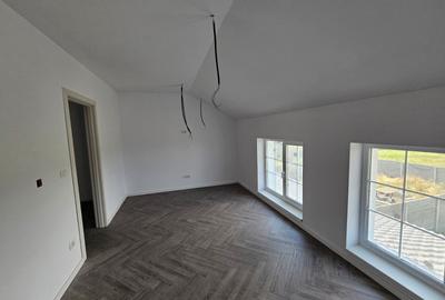 Duplex cu 3 camere cu Teren 300 Mp în Urseni - 19
