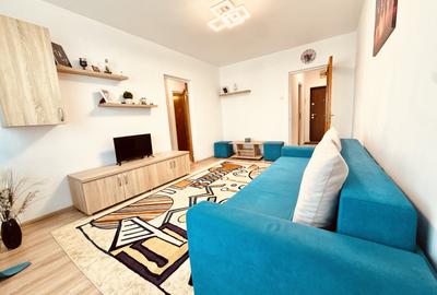 Apartament cu 2 camere decomandat, mobilat în Ultracentral
