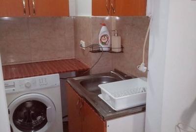 Garsonieră semidecomandată în Titan
