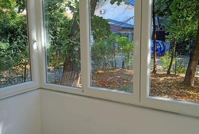 Apartament cu 2 camere semidecomandat în Basarabia