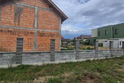 Casă cu 4 camere în Urseni