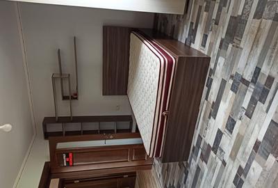 Casă cu 5 camere cu Teren 638 Mp în Tecuci - 1