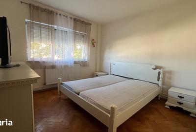 Apartament cu 3 camere decomandat în Micălaca