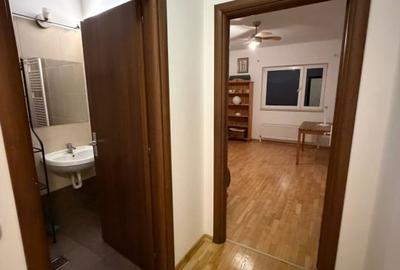 Apartament cu 3 camere semidecomandat, mobilat în Otopeni - 20