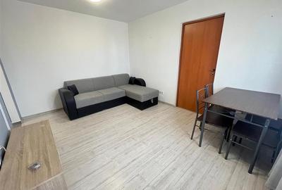 Apartament cu 2 camere nedecomandat în Central