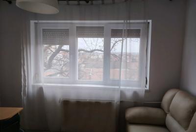 Apartament cu 3 camere decomandat în Central - 4