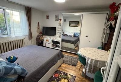 Casă cu 2 camere cu Teren 460 Mp în Mărăști