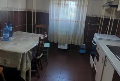Apartament cu 3 camere decomandat în Lăpuș - 3