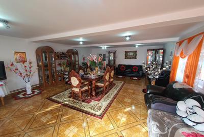 Casă individuală cu 4 camere cu Garaj în Teliu - 4
