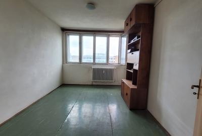 Apartament cu 3 camere decomandat în Nord - 2