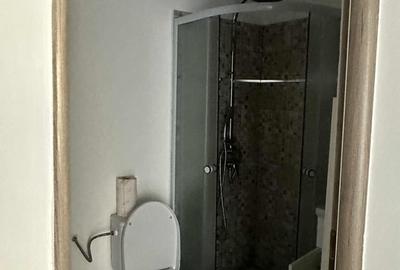 Garsonieră decomandată în Central