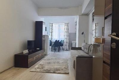 Apartament cu 2 camere decomandat, mobilat în Central