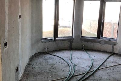 Casă cu 4 camere în Ghercești - 4