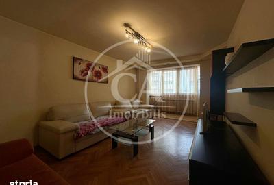 Apartament cu 3 camere decomandat în Central