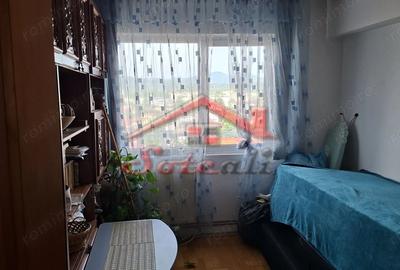 Apartament cu 3 camere decomandat în Cuza - 3