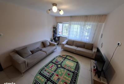 Apartament cu 3 camere în Brotăcei