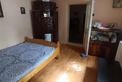 Casă cu 4 camere cu Teren 573 Mp în Brăilița
