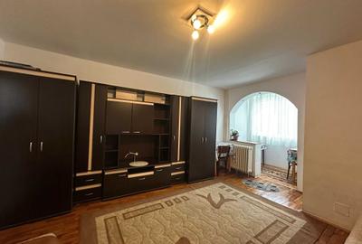 Garsonieră semidecomandată în Central - 2