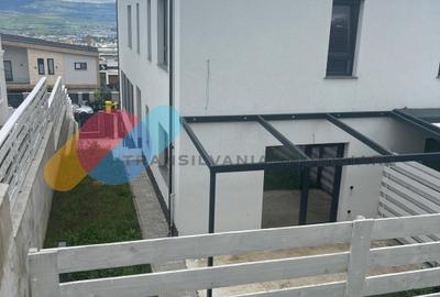 Duplex cu 4 camere cu Canalizare în Iris - 1