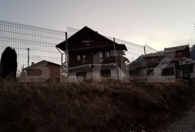 Casă cu 5 camere cu Teren 586 Mp în Poiana Țapului - 4