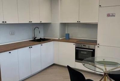 Apartament cu 2 camere în Apărătorii Patriei