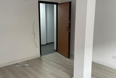 Apartament cu 2 camere semidecomandat în Viilor