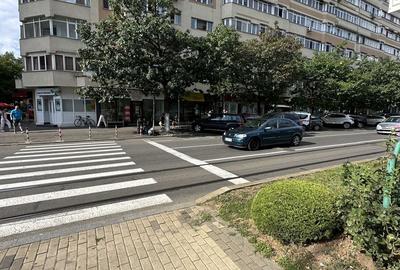 Spațiu comercial, de 60 mp, în Republicii