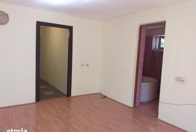 Casă cu 3 camere cu Teren 935 Mp în Cumpăna