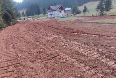 Teren de 1000 mp, în Dobrești - 1