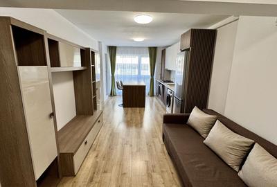 Apartament cu 2 camere semidecomandat, mobilat în Tractorul - 12