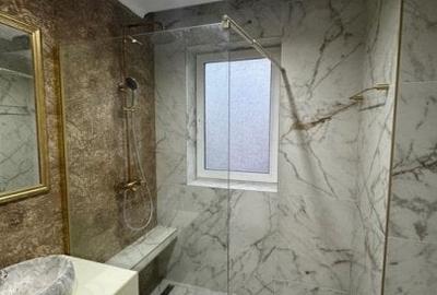 Apartament cu 3 camere decomandat în Faleza Nord