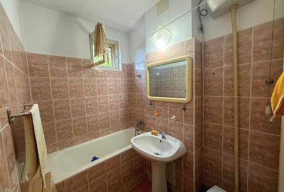Apartament cu 3 camere decomandat în Berceni - 8