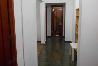 Apartament cu 3 camere decomandat, mobilat în Dristor - 9