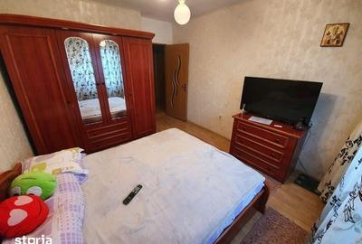 Apartament cu 2 camere decomandat în E3
