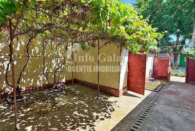 Casă cu 2 camere cu Teren 134 Mp în Central
