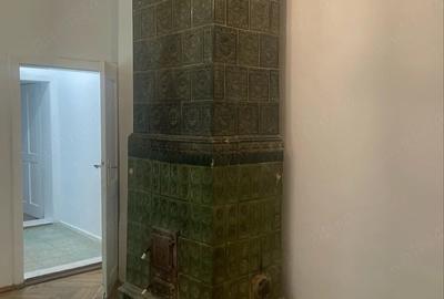 Casă cu Teren 1726 Mp în Central - 25