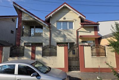 Casă cu 3 camere în Exterior Vest - 1