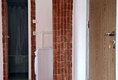 Apartament cu 2 camere decomandat în Zorilor