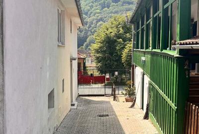 Casă cu 4 camere cu Teren 1177 Mp în Cisnădioara - 8