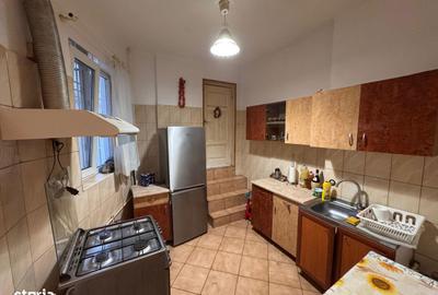 Apartament cu 2 camere, mobilat în Central - 1