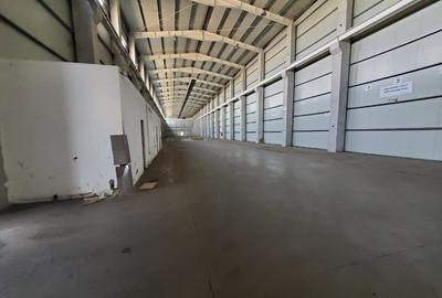 Spațiu comercial, de 2,000 mp, în Central - 1