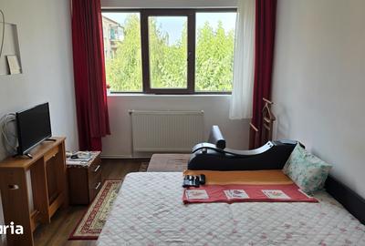 Apartament cu 2 camere decomandat în Piața Centrală