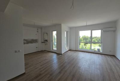 Apartament cu 3 camere semidecomandat în Central - 4