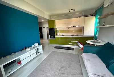 Apartament cu 3 camere decomandat, mobilat în Roșu