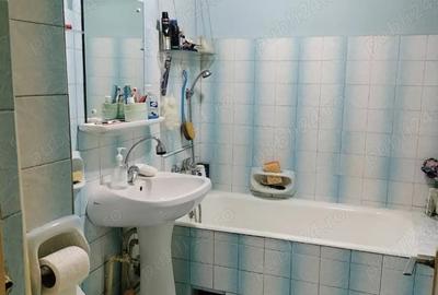 Apartament cu 2 camere decomandat în Luncă