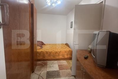 Apartament cu 2 camere semidecomandat, mobilat în Micro 11