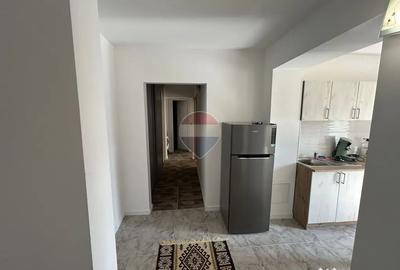 Apartament cu 3 camere decomandat în Vasile Alecsandri