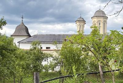 Casă cu 3 camere în Berislăvești