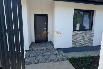 Casă cu 4 camere cu Teren 315 Mp în Militari