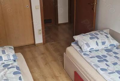 Apartament cu 3 camere decomandat în Central - 3